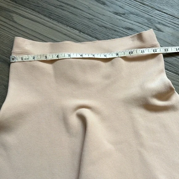 🔥BCBGMaxaria🔥 | Ingrid a-line high waisted skirt in bare pink - Picture 9 of 13